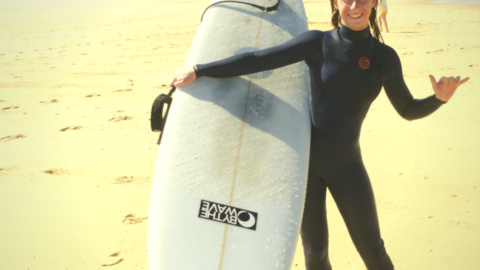 By The Wave commercialise les 1ers dispositifs d’aide à l’apprentissage du surf.